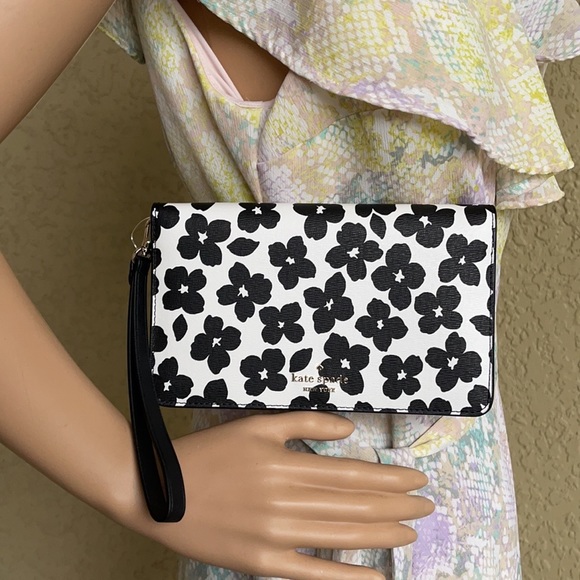 Kate Spade Darcy Clutch wallet wristlet graphic multi - Picture 14 of 16